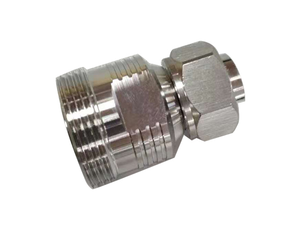 Low-Pim-L29-716-Female-to-4.310-Minidin-Male-RF-Coaxial-Connector